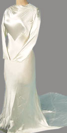 Resplendent Vintage Wedding Gown With Trail